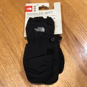 New The North Face Toddler Mitt